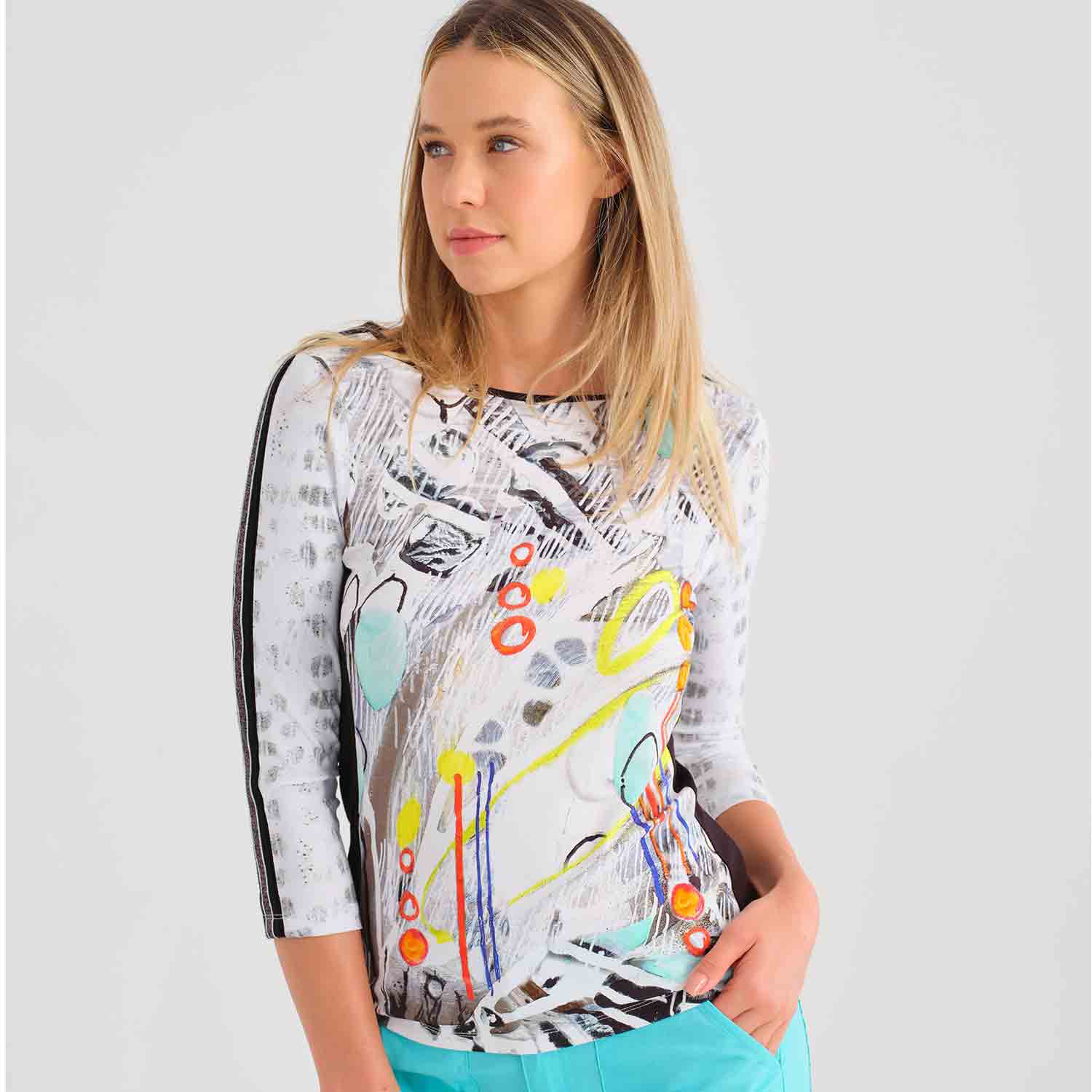 DOLCEZZA Sylvie Cloutier Top from the "Ca-Se-Celebre" Collection - 25602 1 Sylvie Cloutier Ca Se Celebre 25602 25226 1 Dolcezza SP25