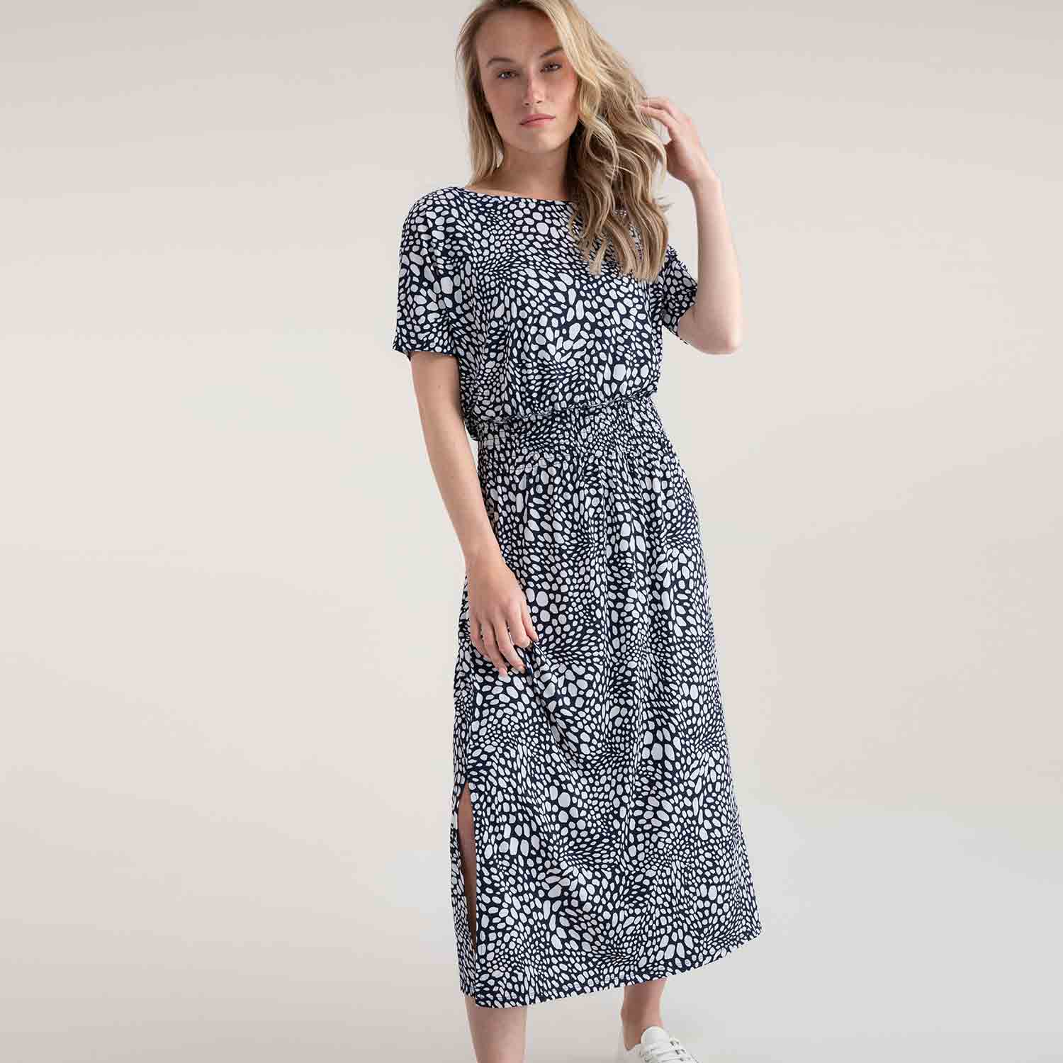 MARBLE Drop Shoulder Maxi Dress in Navy - 7924 1 7924 103 5