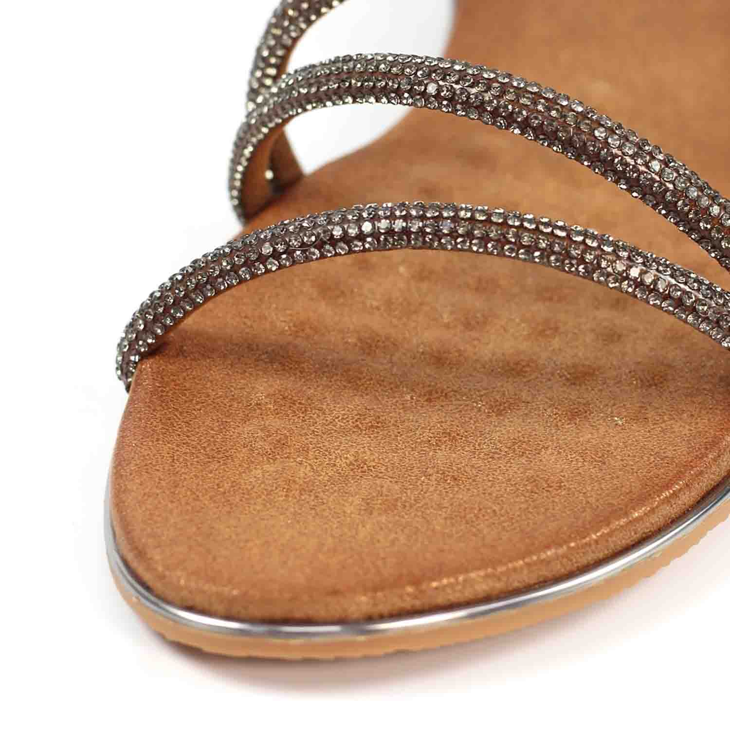 cortez pewter sandal p7257 414884 image cortez pewter sandal p7257 414884 image