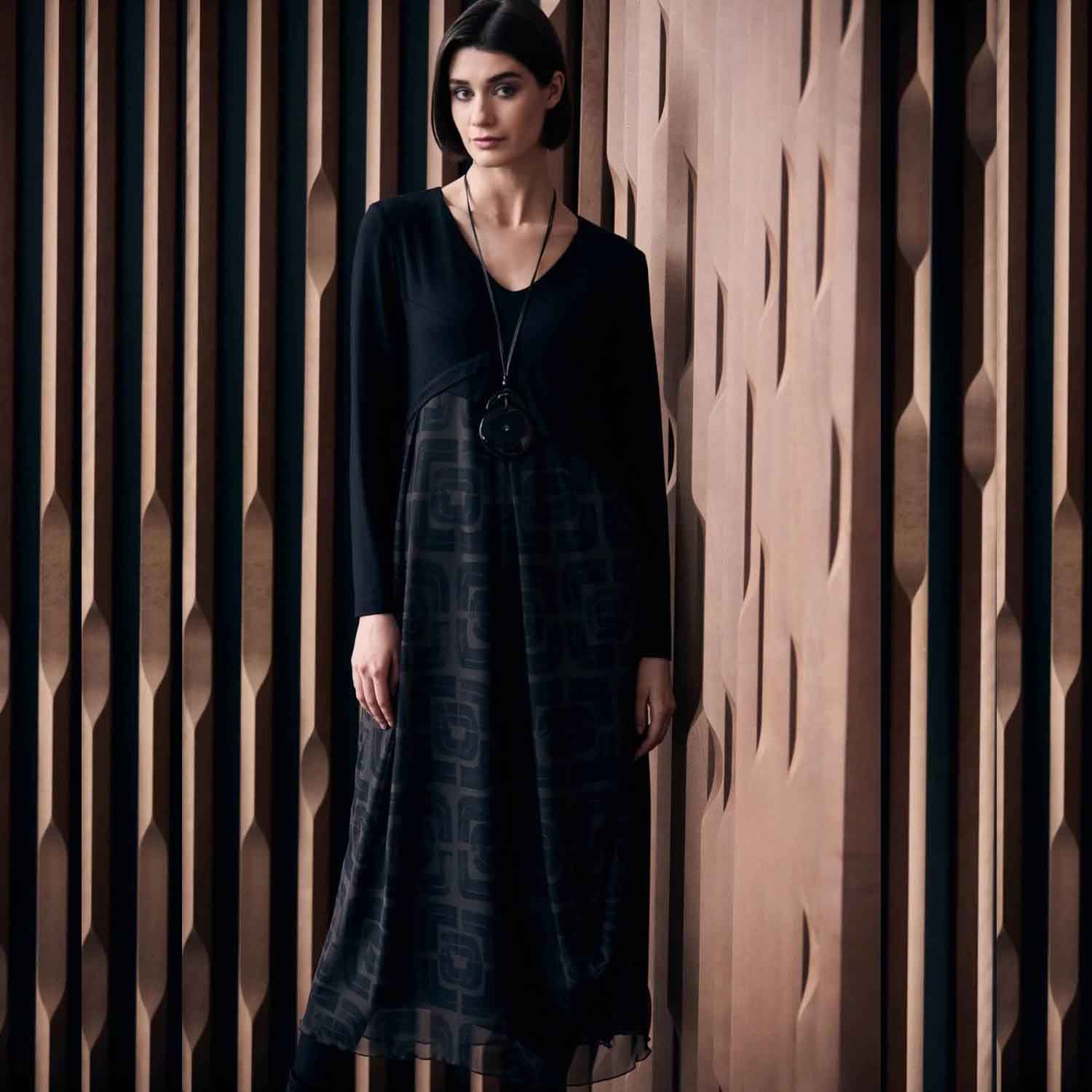 PERUZZI Contrast Fabric Dress in Black - AW25197 1 W25197 3