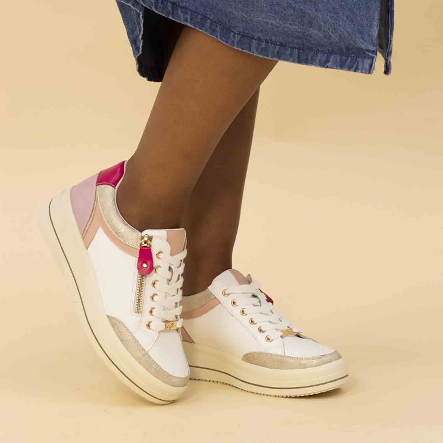 LUNAR DLW072 MIKA TRAINER-PINK 1 mika pink trainer p7423 425209 image