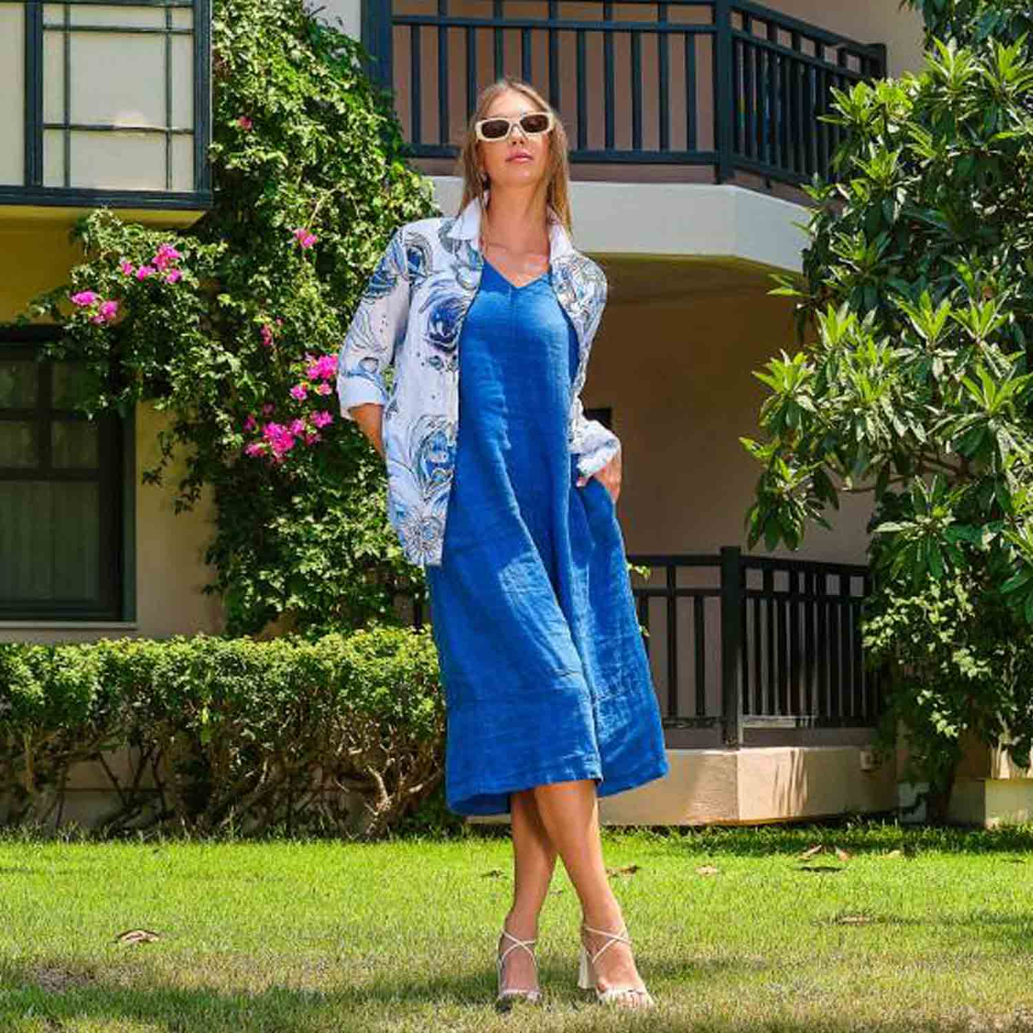 DOLCEZZA 26652 SHIRT-WHITE & BLUE 5 Relaxed Linen 26652 26223 Dolcezza SP26 1