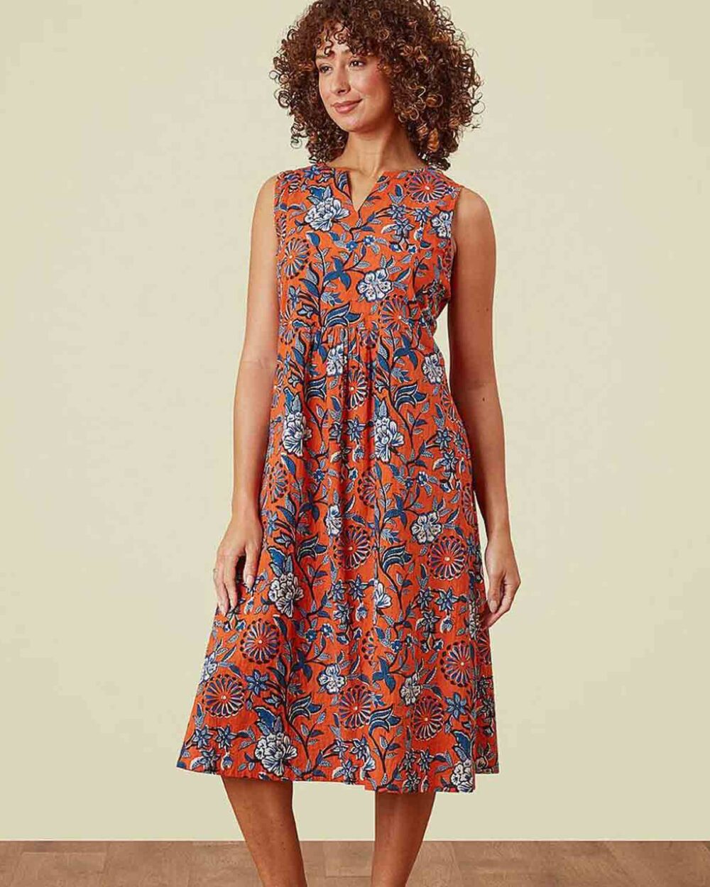 625291TVRedOrange 4a