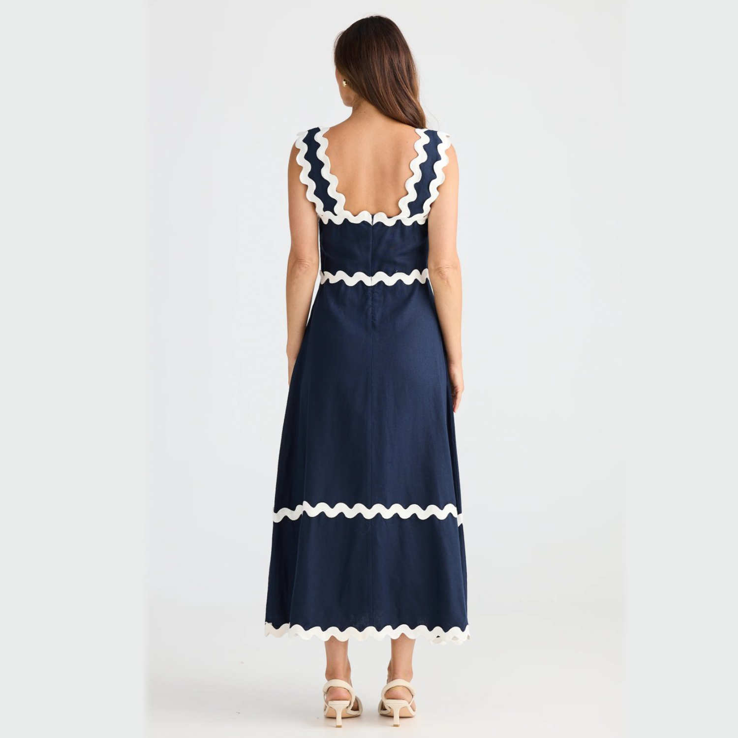 BRAVE&TRUE BT25424 MIDI DRESS-NAVY 4 BRAVE&TRUE BT25424 MIDI DRESS-NAVY - Image 4