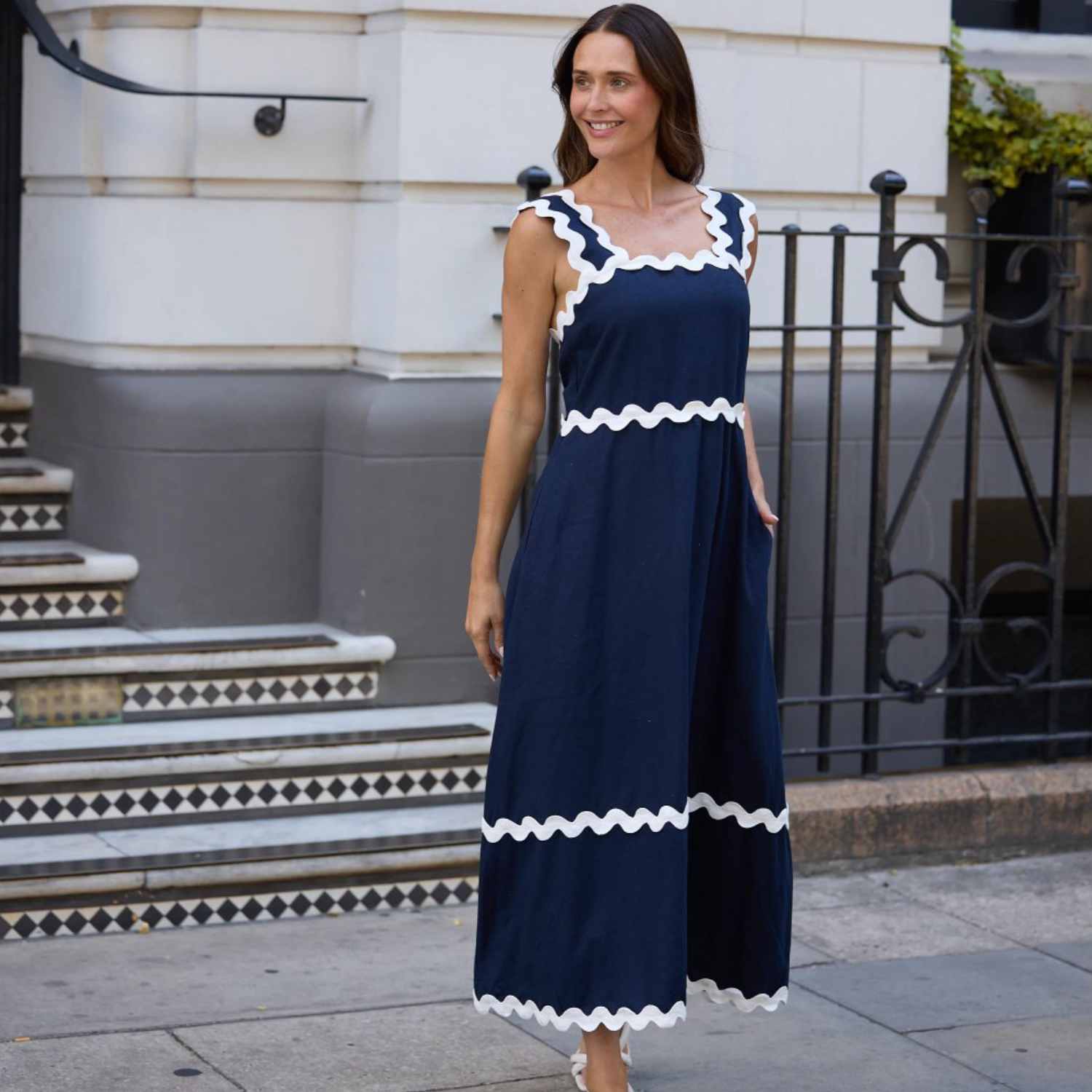 BRAVE&TRUE BT25424 MIDI DRESS-NAVY 3 BRAVE&TRUE BT25424 MIDI DRESS-NAVY - Image 3
