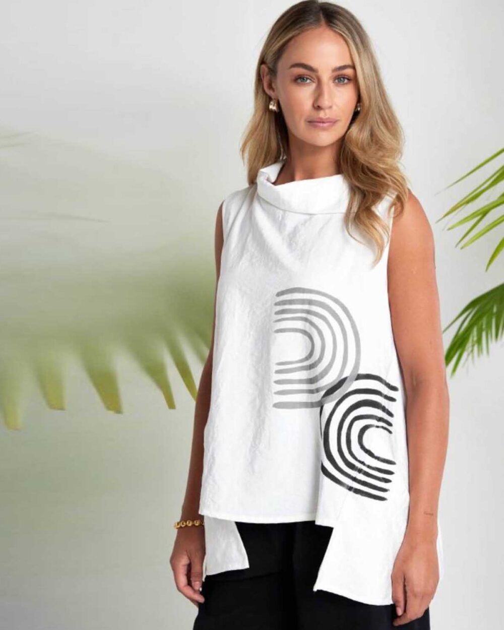 NAYA NAS26261 PRINT TOP/COLLAR-BLACK & WHITE