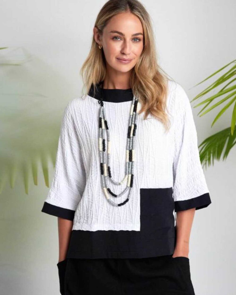 NAYA NAS26264 JAQUARD TOP-BLACK & WHITE