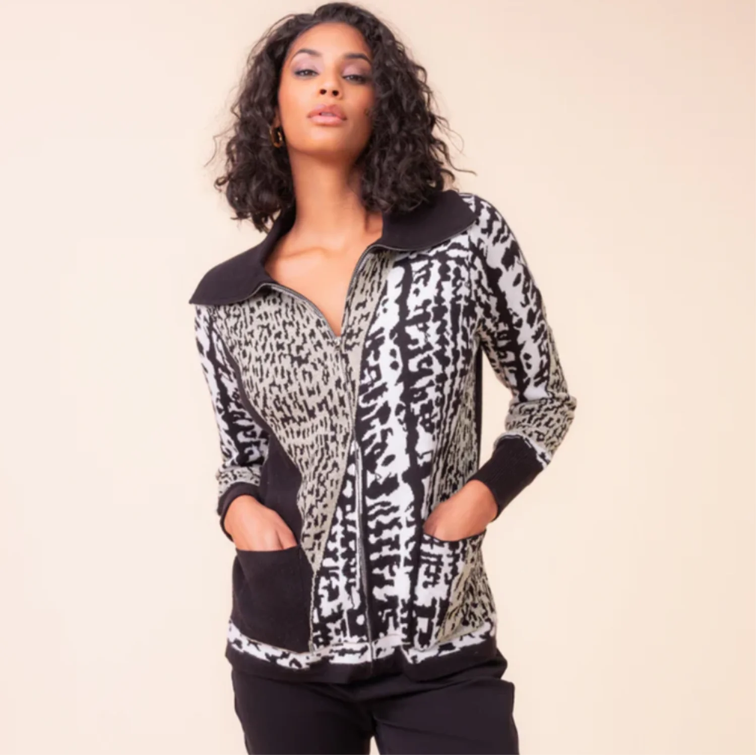 ALISON SHERI A48118 CARDIGAN/JACKET-ANIMAL 1 ALISON SHERI A48118 CARDIGAN/JACKET-ANIMAL
